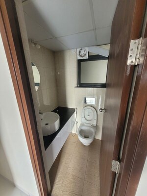 Washroom in 2 BHK Apartment at Shapoorji Pallonji Vahana Yahavi Phase 1, Bavdhan – for Rent