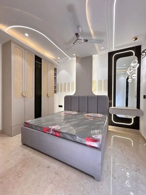 Bedroom in 3 BHK Builder Floor at Uttam Nagar – for Sale