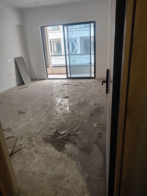 Room in 3.5 BHK Builder Floor at Whiteland Blissville, Sector 76 – for Sale