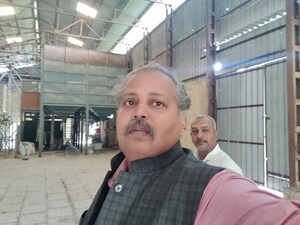   Shop at Bhawani Peth – for Sale