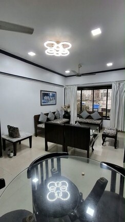 2 BHK Apartment For Rent in Seven Bungalow