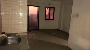 Room in  Apartment at Uruli Kanchan – for Sale
