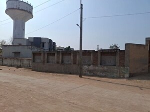  Shop – Exterior View View at Para Talaav - for Sale
