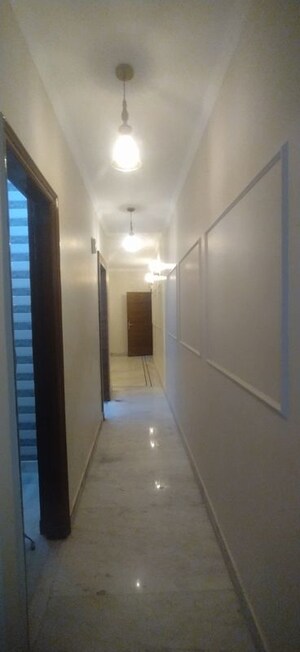 Furnished Amenities in 2 BHK Builder Floor at Khirki Extension – for Rent