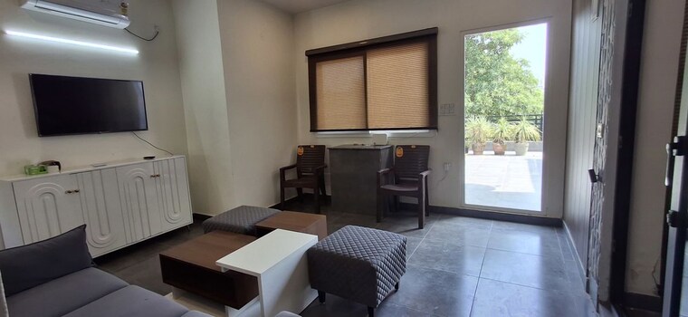 Team Area, sushant lok i 1 Bedroom 1000 Sq.Ft. Builder Floor In Sushant Lok I Gurgaon 10711153