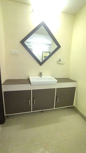 Furnished Amenities in 3 BHK Apartment at Ramky Towers, Gachibowli – for Rent