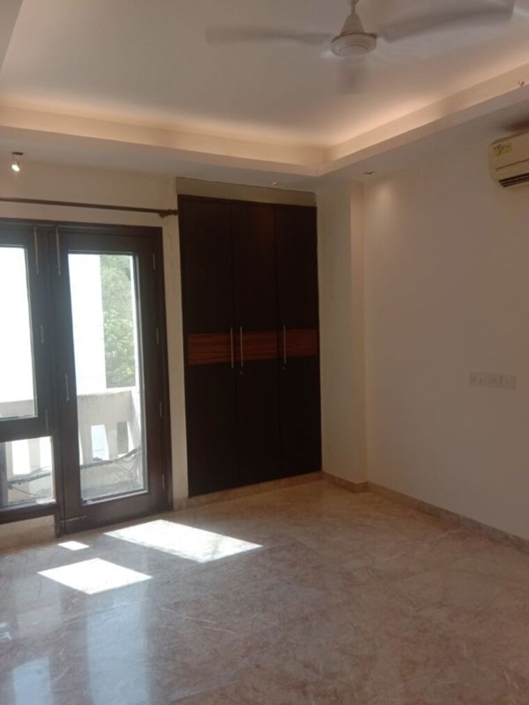 Room, greater kailash i 4 Bedroom 3950 Sq.Ft. Builder Floor In Greater Kailash I Delhi 10711199