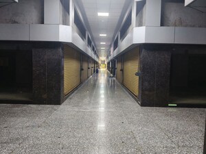 Building Lobby in  Shop at Udhana – for Sale