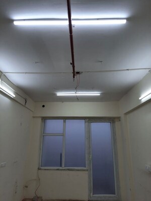 Furnished Amenities in  Shop at Shree Kunj KB Complex, Alpha Ii Greater Noida – for Rent