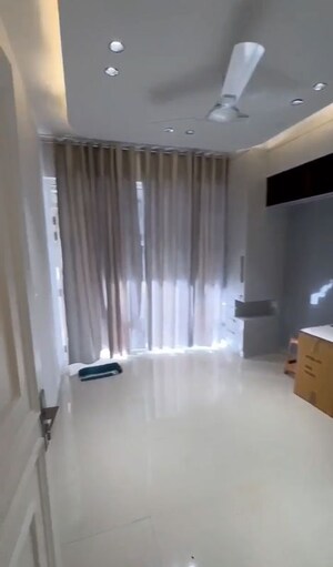 Team Area in 2 BHK Apartment at Pyramid Heights, Sector 85 – for Rent