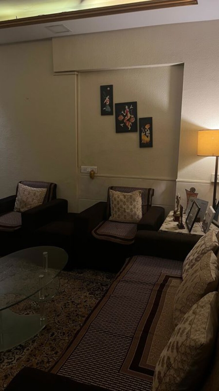 Living Room, romell-empress-phase-ii 2 Bedroom 610 Sq.Ft. Apartment In Borivali West Mumbai 10711282