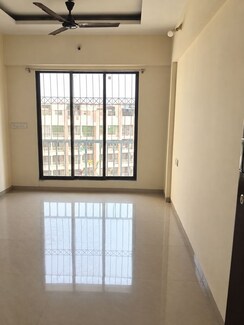 2 BHK Apartment For Rent in Kalash Kumkum Apartment