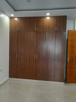 4 BHK Builder Floor For Sale in Rohini Sector 18