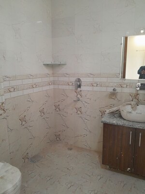 Bathroom in 4 BHK Builder Floor at Rohini Sector 18 – for Sale