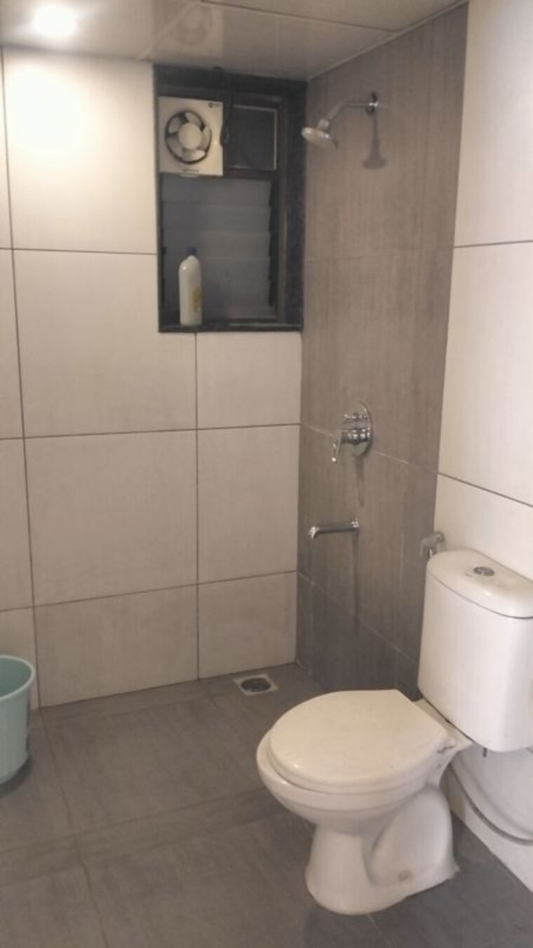 Bathroom, chaphalkar-elina-living 2 Bedroom 881 Sq.Ft. Apartment In Mohammadwadi Pune 10711405