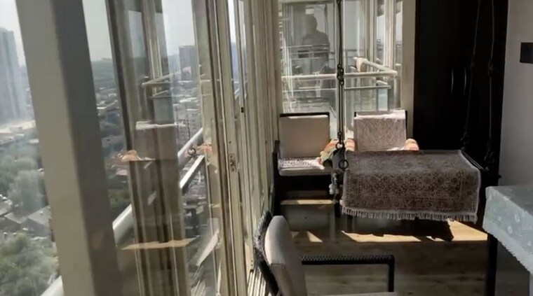 Balcony, omkar-veda-exclusive 2 Bedroom 980 Sq.Ft. Apartment In Parel Mumbai 10711464