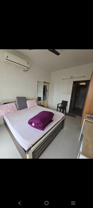 Team Area in 2 BHK Apartment at Vyapti Vandematram Crosswind, Gota – for Rent