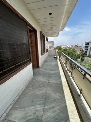 Balcony in 4 BHK Builder Floor at Green Fields Colony – for Rent