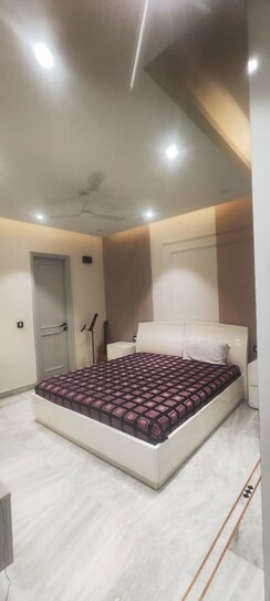 3 BHK +Builder Floor For Rent in Shivalik Colony