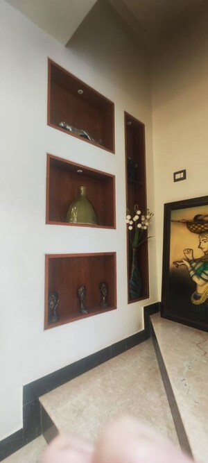 Furnished Amenities in 3 BHK Builder Floor at Shivalik Colony – for Rent