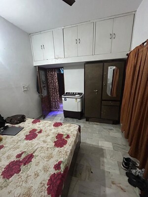 Bedroom in 2 BHK Builder Floor at Onyxe Paraiso, Patiala Road – for Rent