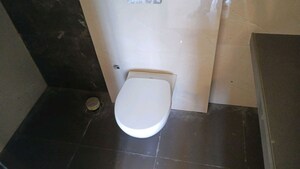 Bathroom in 2 BHK Apartment at Ajmera Downtown, Marine Lines – for Sale