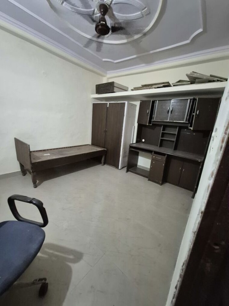 Master Bedroom, mayur vihar 2.5 Bedroom 450 Sq.Ft. Builder Floor In Mayur Vihar Delhi 10711577