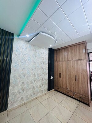 Room in 2 BHK Builder Floor at VIP Ashiana Homes, Vip Road – for Rent