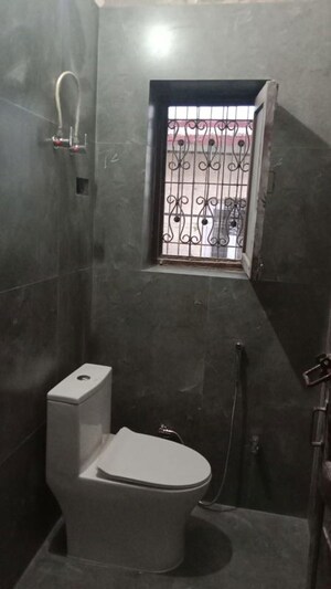 Furnished Amenities in 1 BHK Builder Floor at Palam Vihar – for Rent
