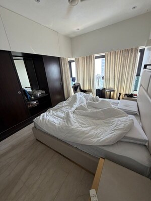 Bedroom in 3.5 BHK Apartment at Piramal Aranya Avyan, Byculla – for Rent