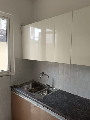 Kitchen in 4 BHK Villa at Gaur Yamuna City 6th Park View, Gaur Yamuna City – for Rent