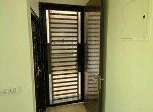 Room in 3 BHK Apartment at Migsun Twiinz, Eta Ii Greater Noida – for Sale
