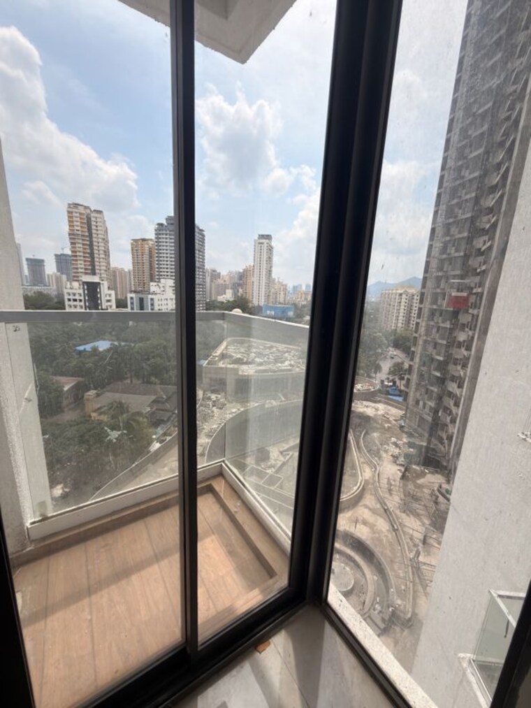 Balcony, dhamji-shamji-mahavir-spring-tulip-phase-1 2 Bedroom 900 Sq.Ft. Apartment In Pokhran Road No Two Thane 10711646