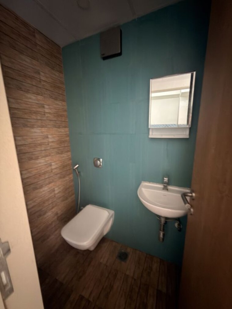 Bathroom, lodha-crown-kolshet 1 Bedroom 500 Sq.Ft. Apartment In Kolshet Road Thane 10711649