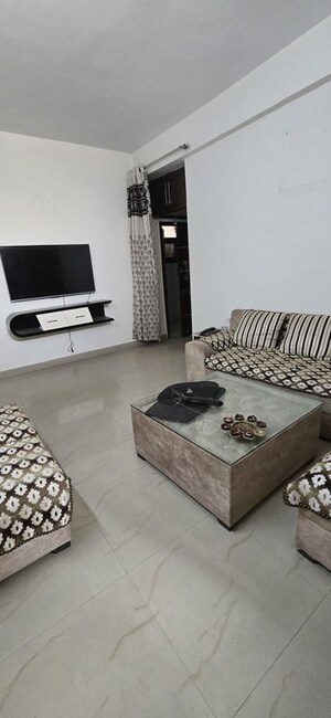 Furnished Amenities in 3 BHK Builder Floor at BPTP Park 81, Sector 81 – for Sale