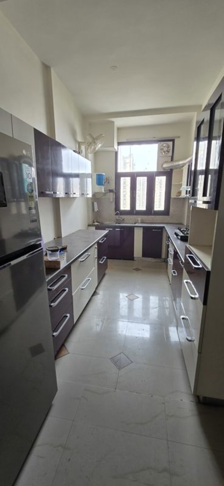 Team Area, bptp-park-81 3 Bedroom 180 Sq.Ft. Builder Floor In Sector 81 Faridabad 10711669