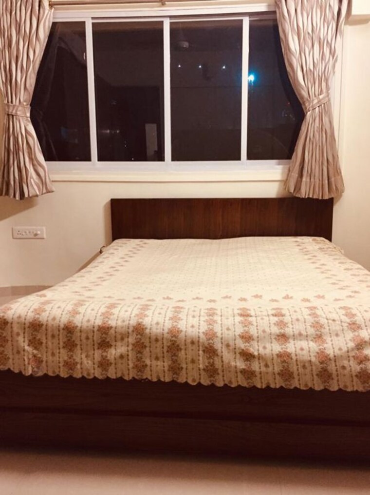 Bedroom, brahma-siddhi-society 1 Bedroom 350 Sq.Ft. Apartment In Prabhadevi Mumbai 10711680