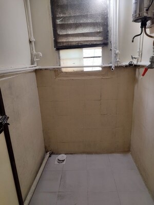 Bathroom in 1 RK Apartment at Shree Sai Siddhivinayak CHS, Prabhadevi – for Rent