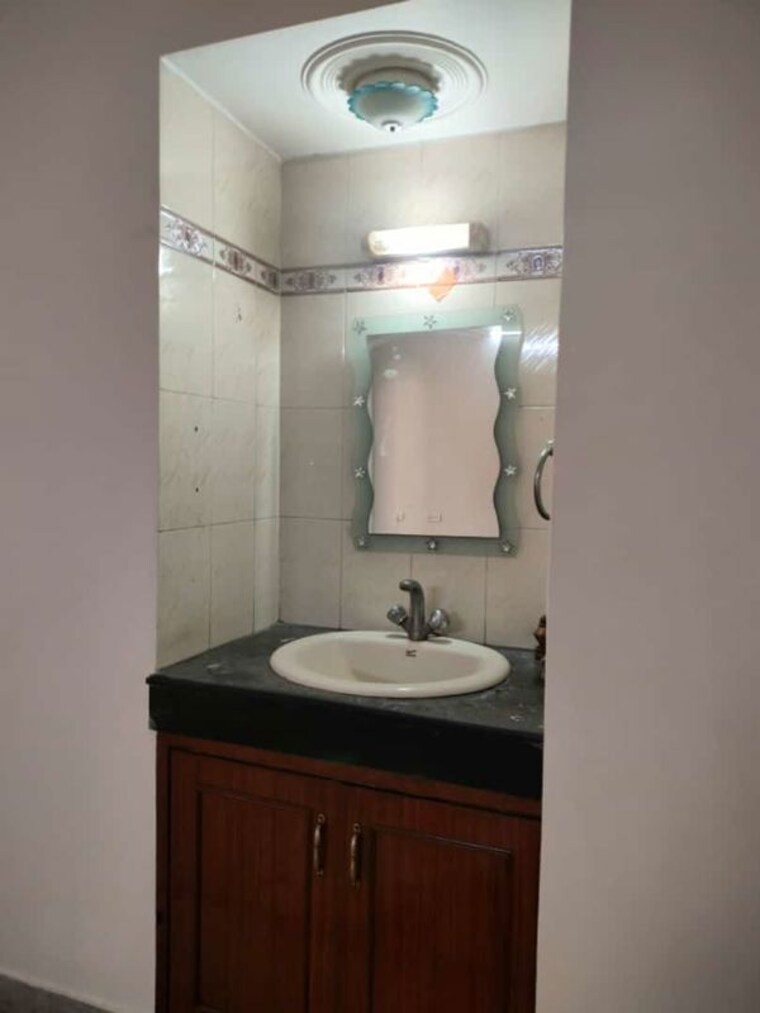 undefined, sector 5 2 Bedroom 1245 Sq.Ft. Independent House In Sector 5 Gurgaon 10711725