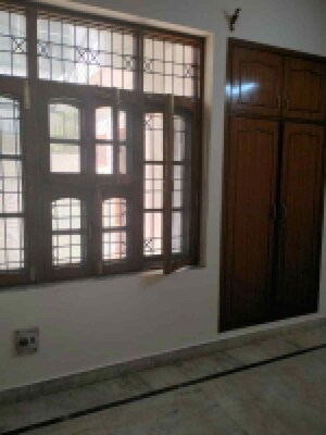 Room in 2 BHK Independent House at Sector 5 – for Rent
