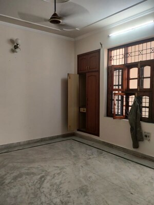Room in 2 BHK Independent House at Sector 5 – for Rent