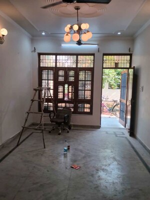 Parking in 2 BHK Independent House at Sector 5 – for Rent