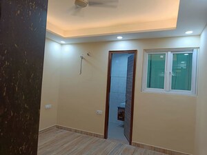 Room in 2 BHK Independent House at Sector 5 – for Rent