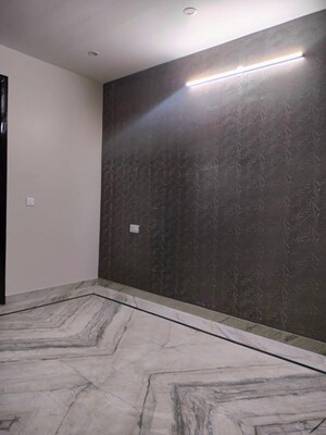 Room in 2 BHK Independent House at Sector 5 – for Rent