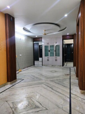 Room in 2 BHK Independent House at Sector 5 – for Rent