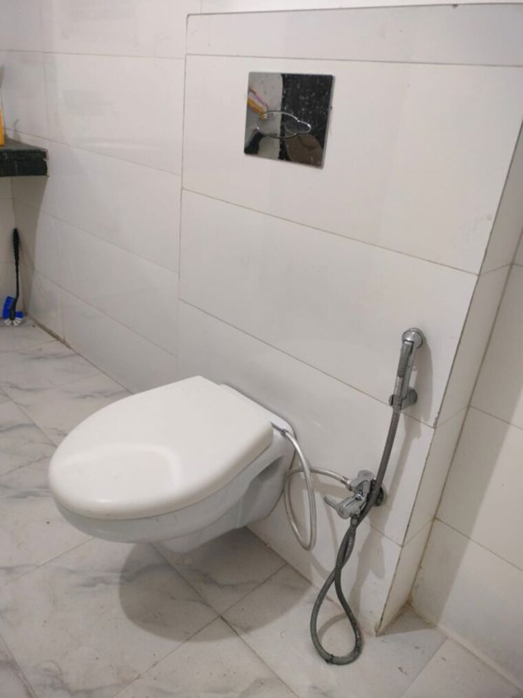 Bathroom, sector 5 2 Bedroom 1612 Sq.Ft. Independent House In Sector 5 Gurgaon 10711730