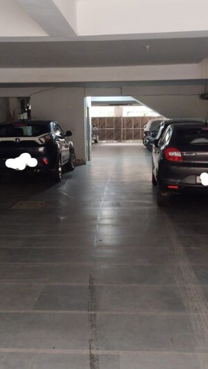 Parking in 2 BHK Independent House at Sector 5 – for Rent