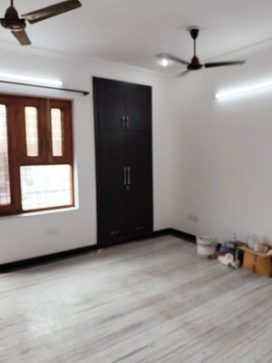 Room in 2 BHK Independent House at Sector 5 – for Rent