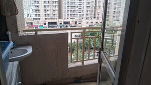 Balcony in 3.5 BHK Apartment at H R Buildcon Elite Homz, Sector 77 – for Rent