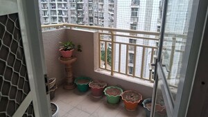 Balcony in 3.5 BHK Apartment at H R Buildcon Elite Homz, Sector 77 – for Rent